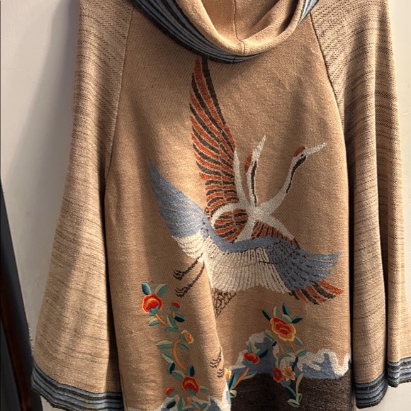Elegant Tan and Gray Women's Cardigan From Anthropologie - Picture 7 of 16